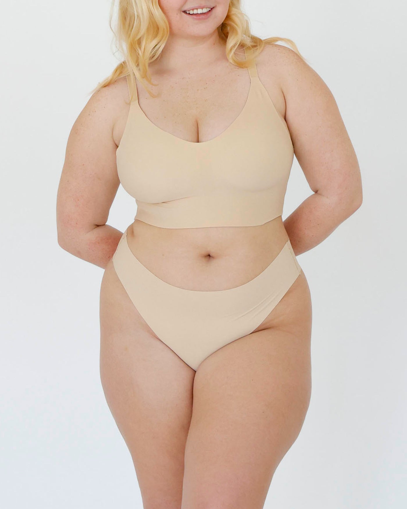 Okko Signature Mid-Rise Thong in Creme